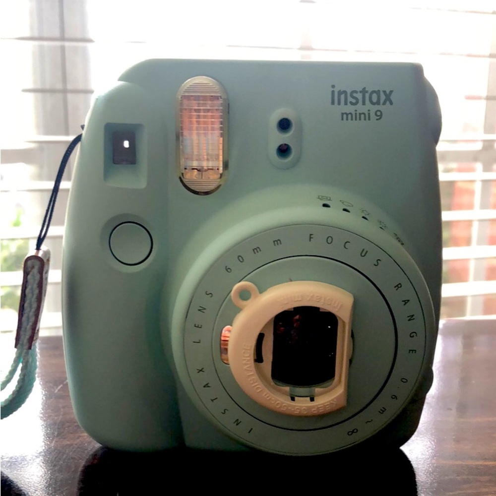 Fuji instax mini 9 never used brand new